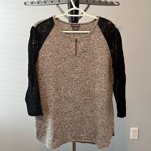 Lace sleeve women’s blouse